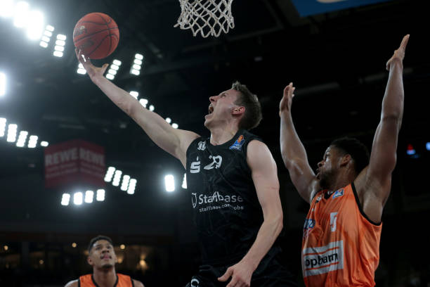 我可以在你 我可以在你