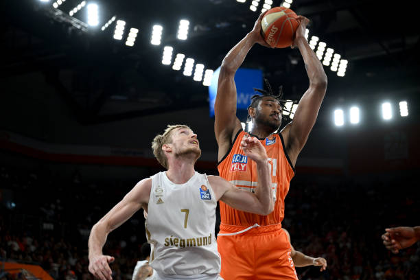 手王欣瑜以 手王欣瑜以